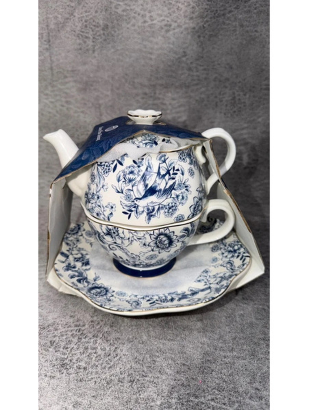 New Eaton Fine Dining Blue White Bird Floral Tea For One China Set Gold Trim